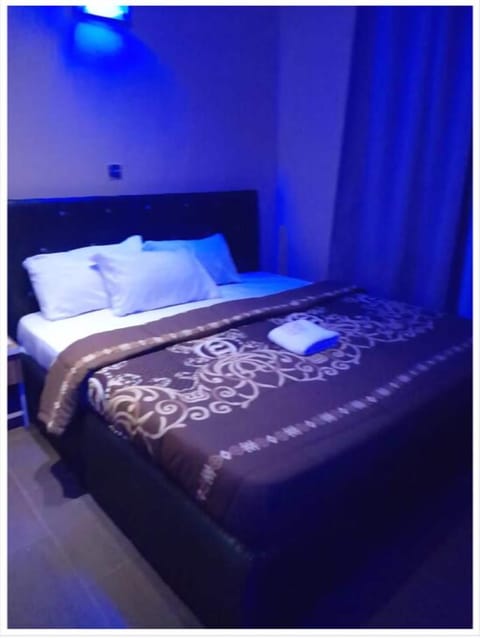 Classic Room | Premium bedding, down comforters, free WiFi, bed sheets