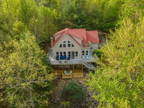 Birds-eye view of Harborside Haven