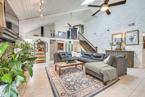 Orlando Vacation Rental | 4BR | 2BA | Steps to Access | 2,800 Sq Ft