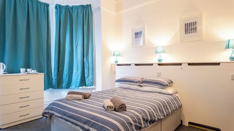 Basic Double Room, Ensuite | Individually decorated, individually furnished, free WiFi, bed sheets