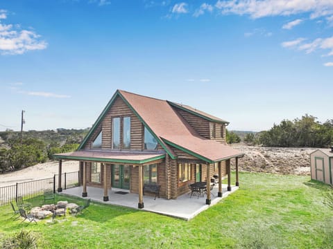 The Log Home at Lighthouse Ranch