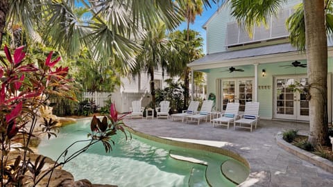 Welcome to GARDEN OF EMMA...