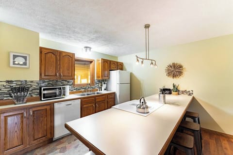 365cd8fd-f582-40ff-967f-db3c1fa98e7d