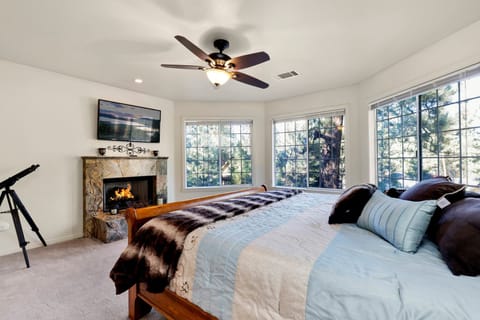 Cabin, Multiple Beds, Hot Tub, Mountain View (2091) | View from room