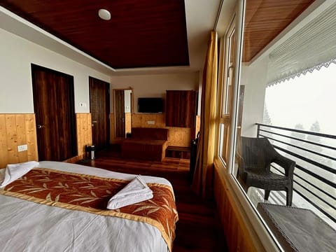 Premium Forest view double bed room | Select Comfort beds, WiFi (free), bed sheets