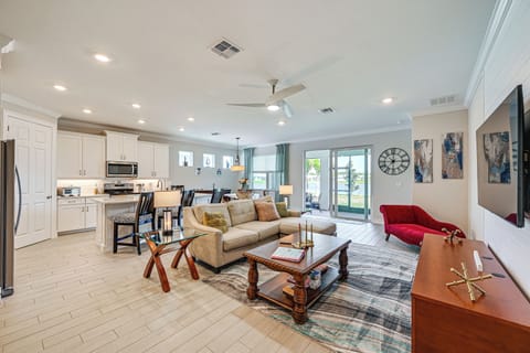 Naples Vacation Rental | 4BR | 2BA | 2,103 Sq Ft | Step-Free Entry