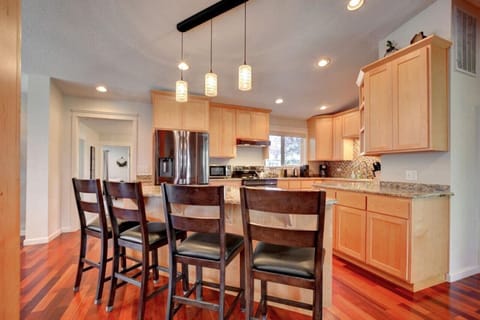 Additional seating at kitchen island.