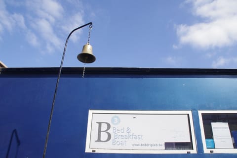 21d7ebf1-6746-4ce6-bcd4-1961db0d295f