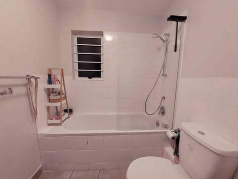 Shared Dormitory, 1 Bedroom | Bathroom