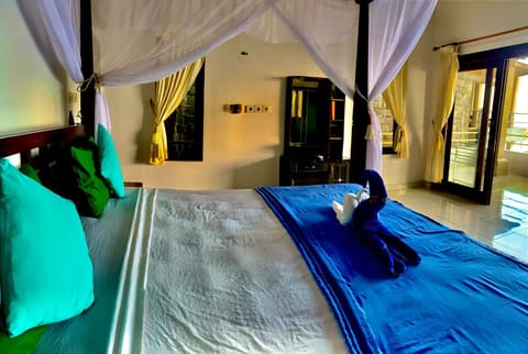 Superior Double Room | In-room safe, desk, free WiFi