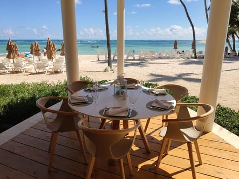 Apartment | Outdoor dining