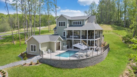 Whispering Pines Estate (1)