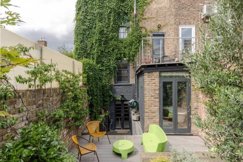 House | 3 bedrooms, iron/ironing board, Internet