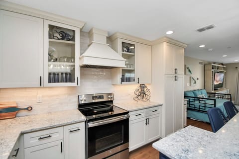 Spacious Kitchen with full size dishwasher, stove, refrigerator 