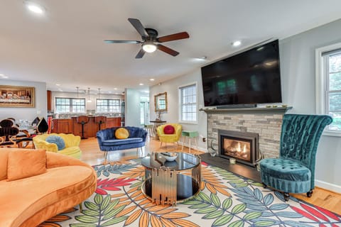 Silver Spring Vacation Rental | 3BR | 2BA | 2,100 Sq Ft | 1 Small Step to Enter