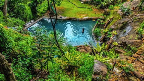 15 outdoor pools