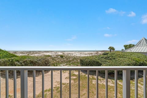Gulf Shores Plantation East 1102,
1 bedroom 1 bathrooms, sleeps 6. Managed by Island Rentals