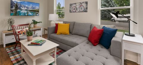 Living Area w/ Large Flatscreen TV | Plenty of comfortable seating!