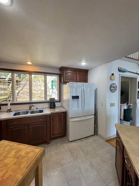 Open floor plan for open conversation