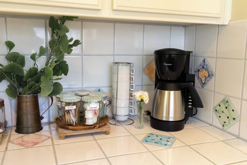 Deluxe Coffee Station! Ground coffee, Keurig pods, sugar, creamer, tea, and decafe provided.