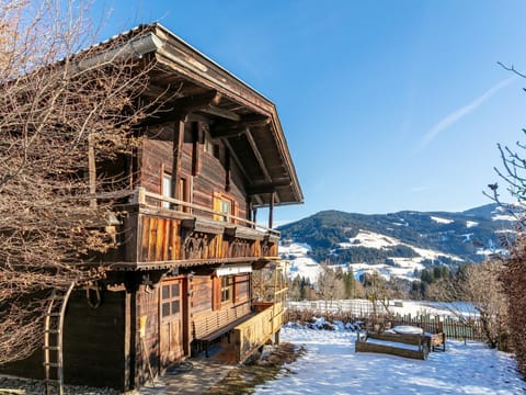 Holiday Home Exterior [winter]