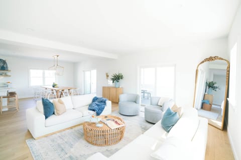2nd Floor Living Space