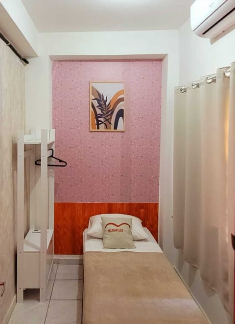 Single Room | WiFi (free), bed sheets