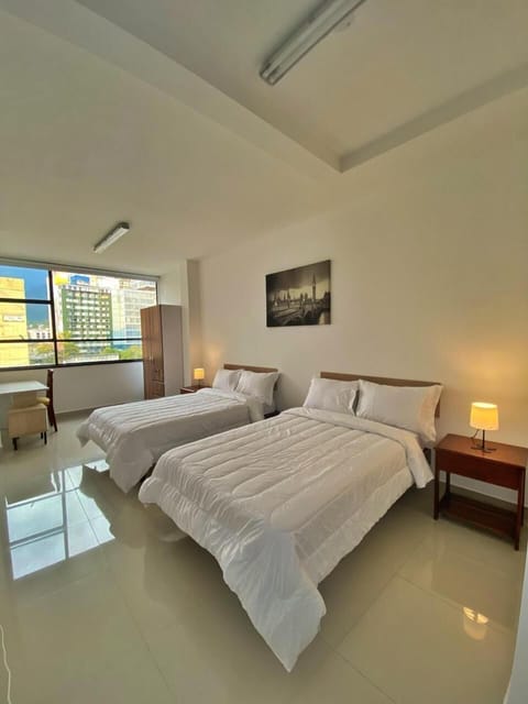 Junior Twin Room | Desk, laptop workspace, free WiFi