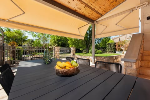 Family House | Terrace/patio