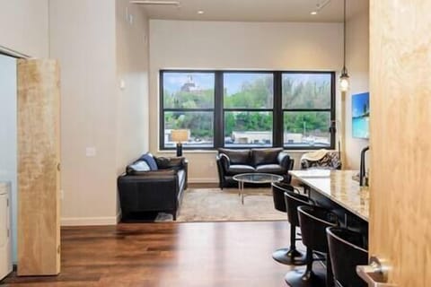 Ca25579a 11f7 4fe6 aea5 f07e2cfbe21a