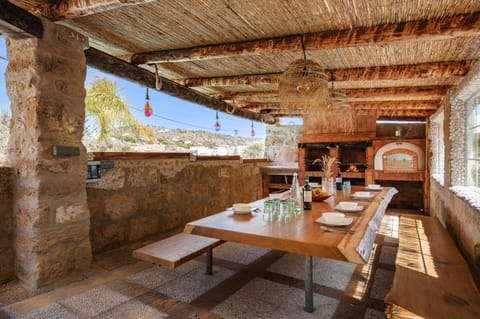 Villa Goldensol image