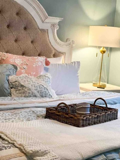 Bedroom 1 with King Bed