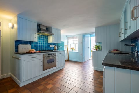 Ground floor: Kitchen