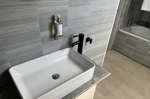 Villeroy and Boch basin 