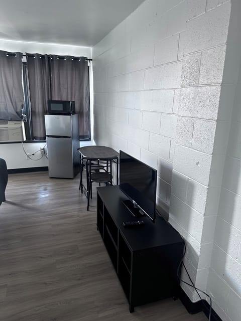 Standard Double Room | Free WiFi, bed sheets