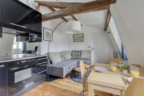 Living Room - Kitchen - Dining Table
