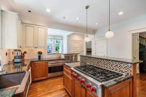 Because vacations taste better when the kitchen’s this good. Whip up your favorite meals, gather around the table, and let the laughter spill over like wine.