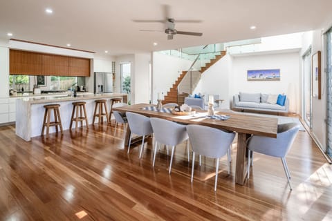 Theres room for the whole family around the dining table