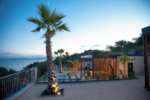 Exclusive Mobile Home, Sea View | Terrace/patio