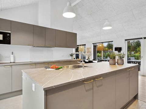 House | Private kitchen