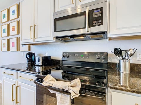 7820BeechfieldStreet-16