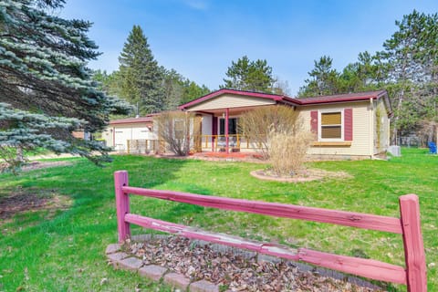 Central Lake Vacation Rental | 3BR | 2BA | 1,400 Sq Ft | 2 Steps to Enter