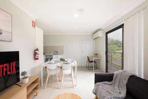 Private Living Room (1)
