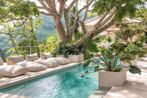 3 outdoor pools, pool umbrellas, sun loungers