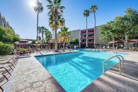 Scottsdale Vacation Rental | 1BR | 1BA | 752 Sq Ft | Step-Free Access (Elevator)