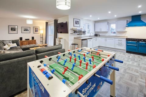 Blayshaw House, Middlesmoor - Host & Stay