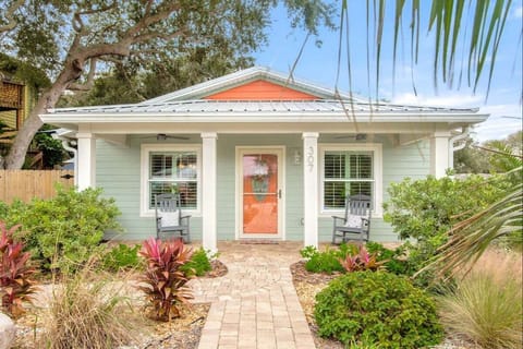 Welcome to The Floridian Oasis in Vilano Beach!