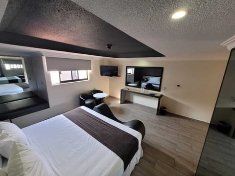 Standard Room, 1 King Bed | Free WiFi