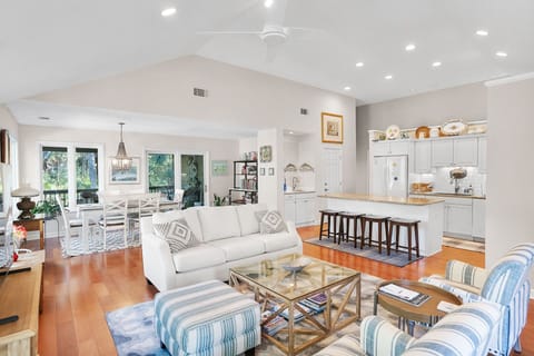 Open Concept Living, Dining and Kitchen