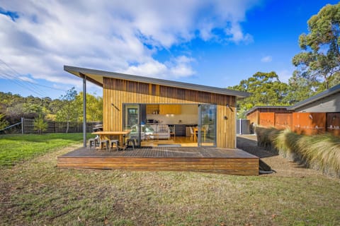 Comfort Cabin, River View | Terrace/patio